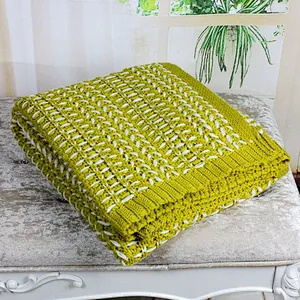 100% Acrylic Sofa Decorative Chunky Knitted  Throw