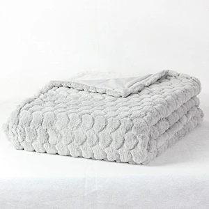 100% Polyester Heart Embossed Rabbit Fur Throw For Bed