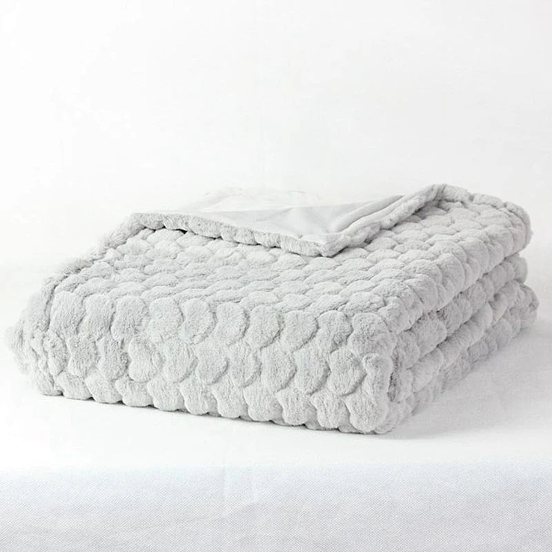 100% Polyester Heart Embossed Rabbit Fur Throw For Bed