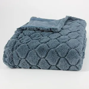 3D Lattice Faux Fur Throw
