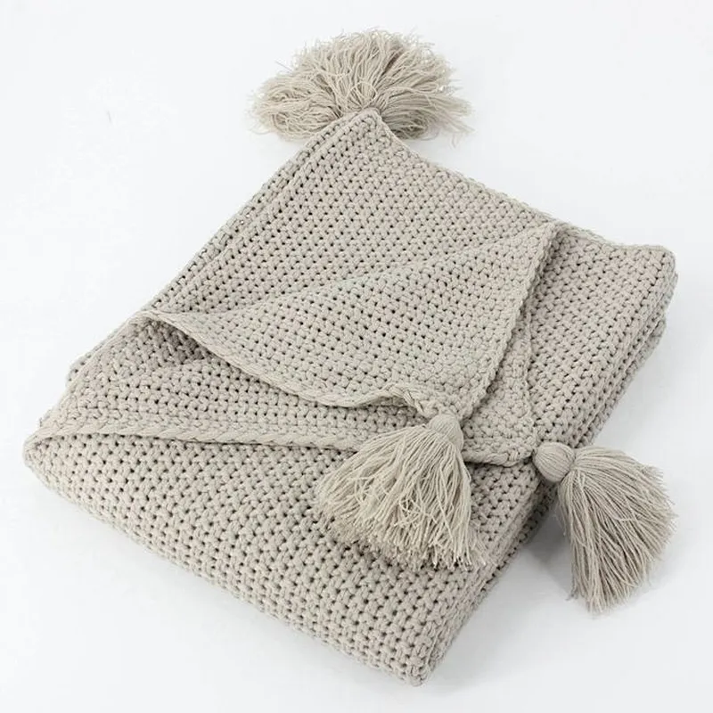 100% Acrylic Blanket Knit Throw Sofa Suitable for Adults Blanket With Fringes