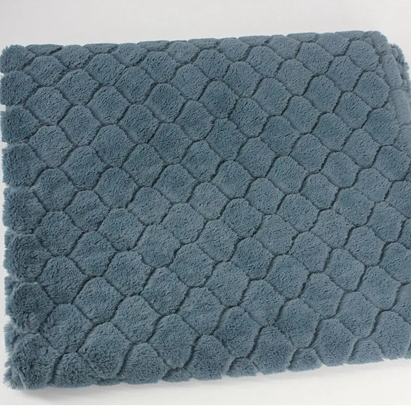 3D Lattice Faux Fur Throw