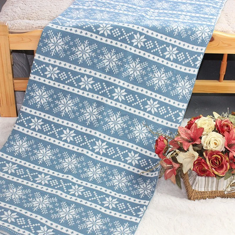 100% Acrylic Christmas Gift Lovely Snow Jacquard Knitted Throw
