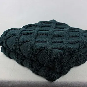 100% Acrylic Tufted Knitted Throw