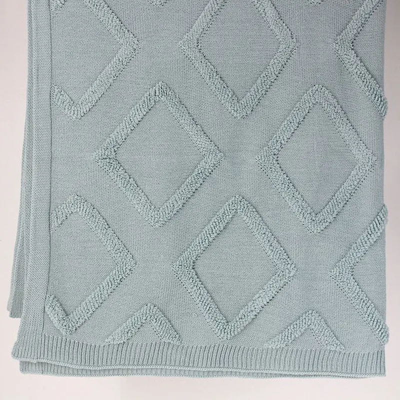 100% Acrylic Tufted Knitted Throw