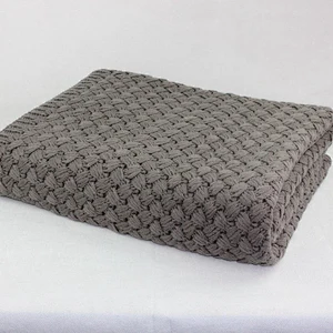 100% Acrylic Winter Heavy Chunky Sofa Decorative Knitting Throw Blanket