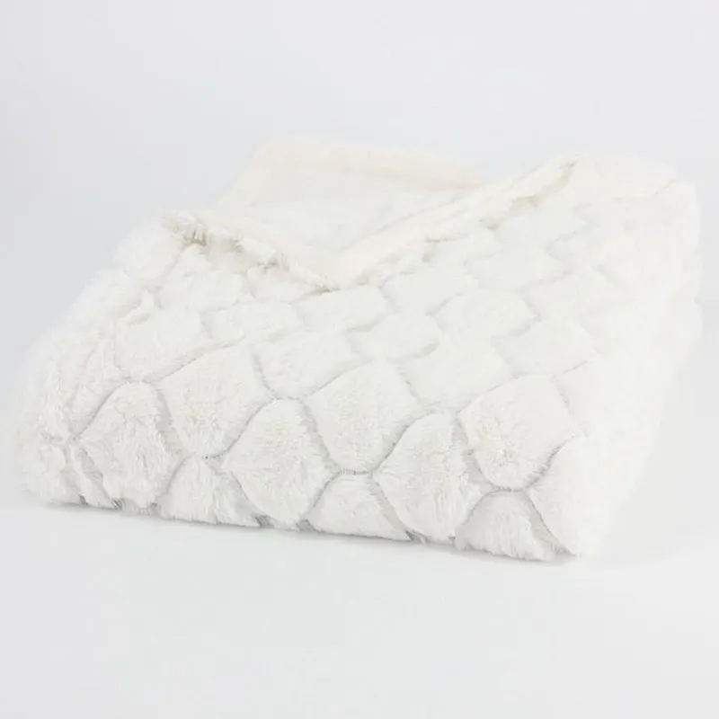 3D Lattice Faux Fur Throw