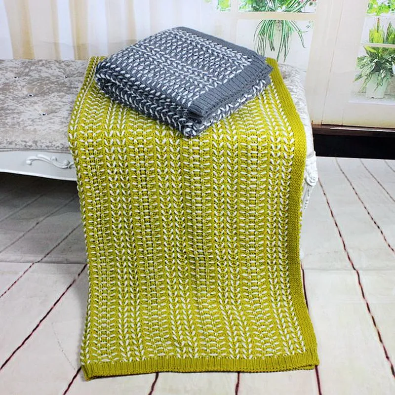 100% Acrylic Sofa Decorative Chunky Knitted  Throw