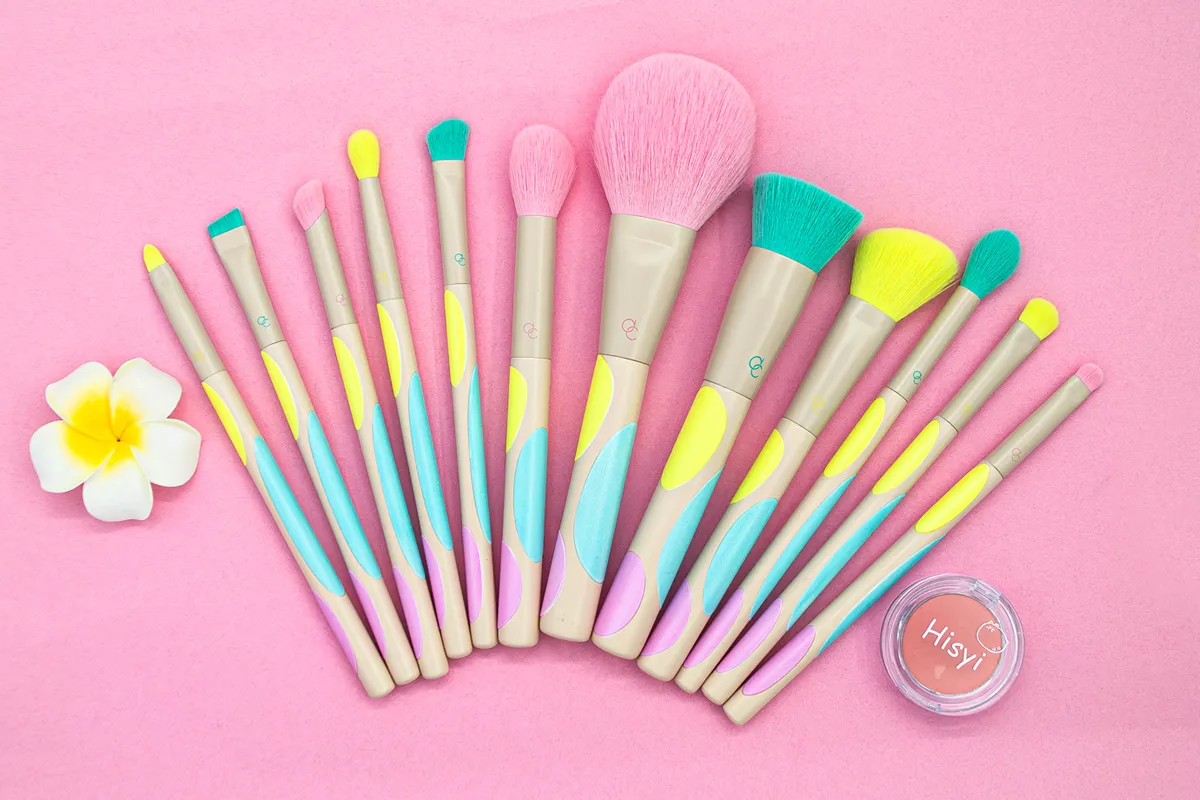 makeup brush brand