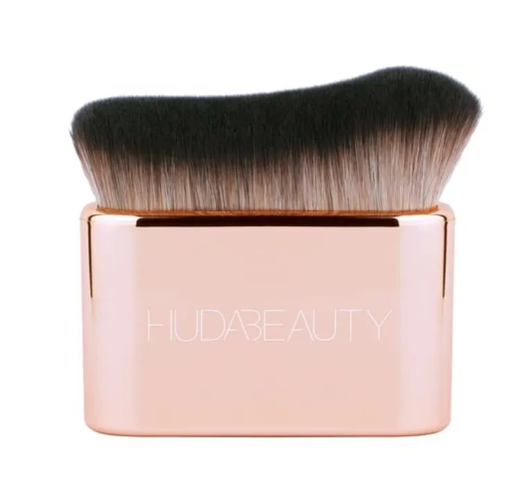 huda beauty body brush