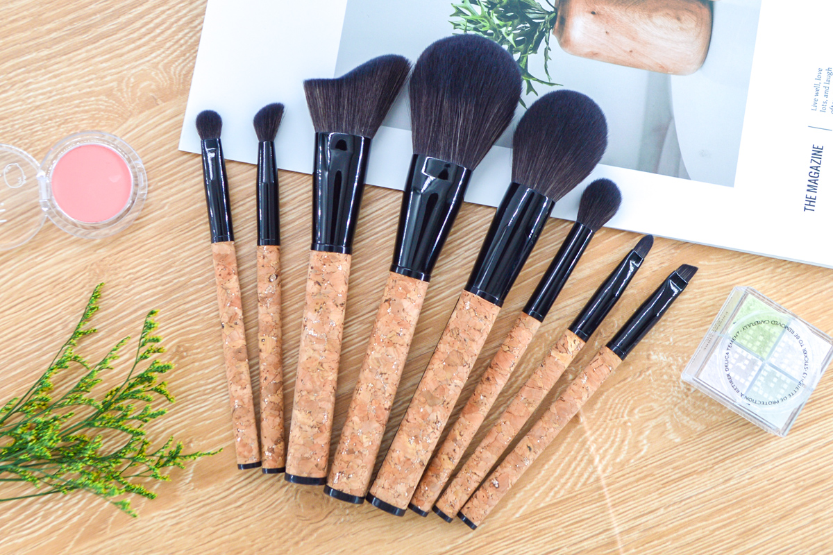 makeup brush manufacturers