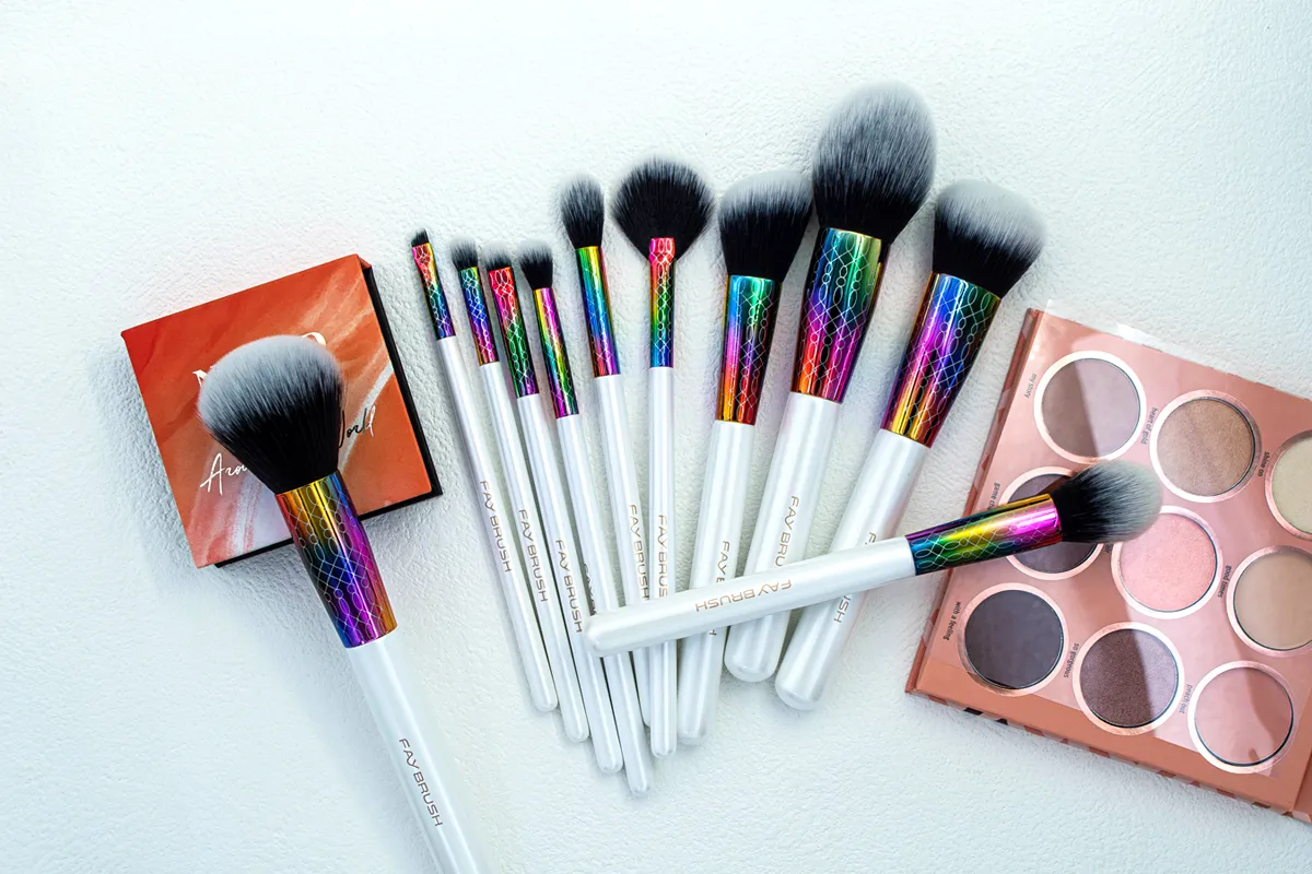 custom luxury makeup brush set