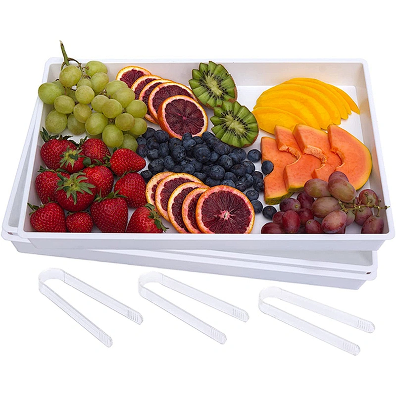 Pack of 3 Plastic Party Platters and 3 Tongs