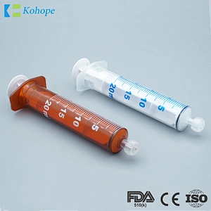 Oral syringe