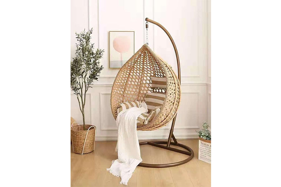 Hanging seat