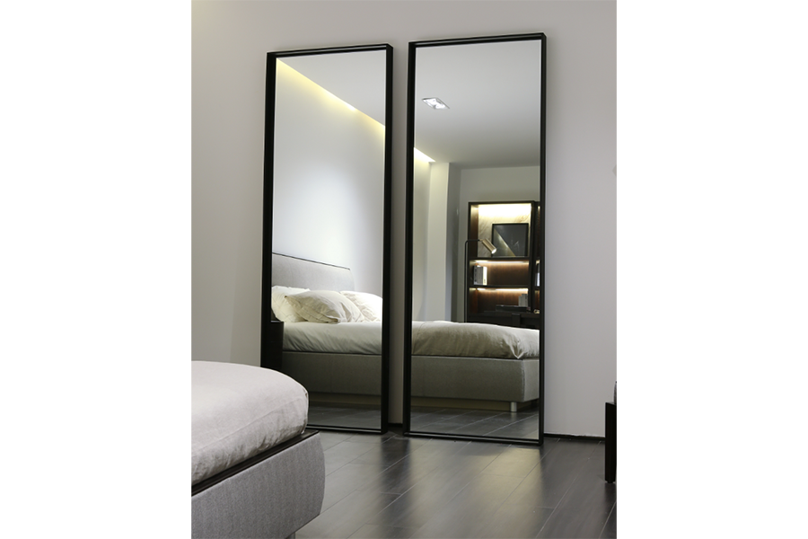 Dressing mirror