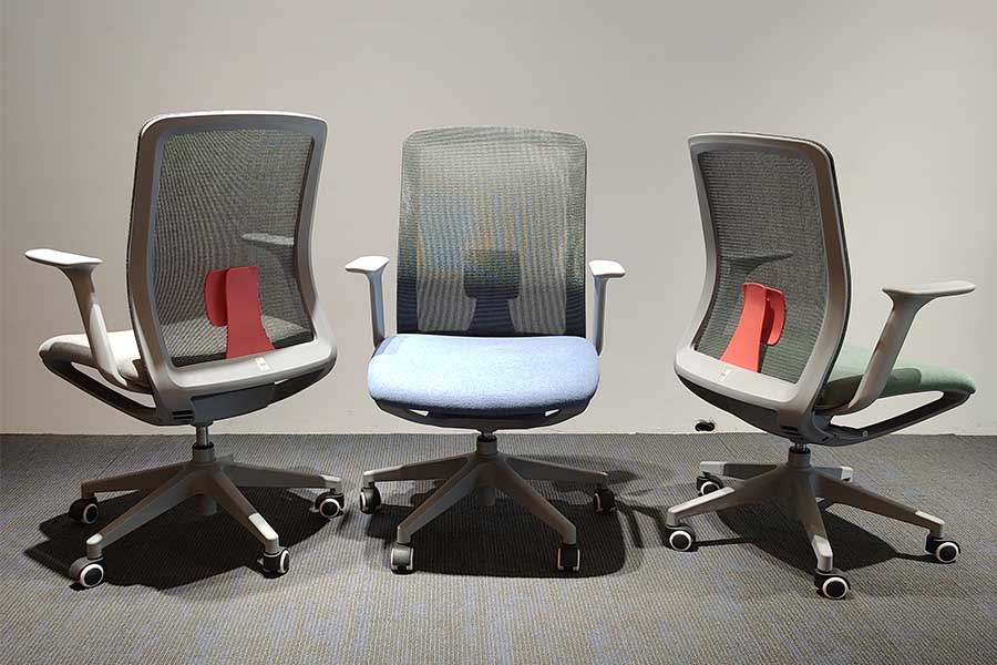 Mesh office chair