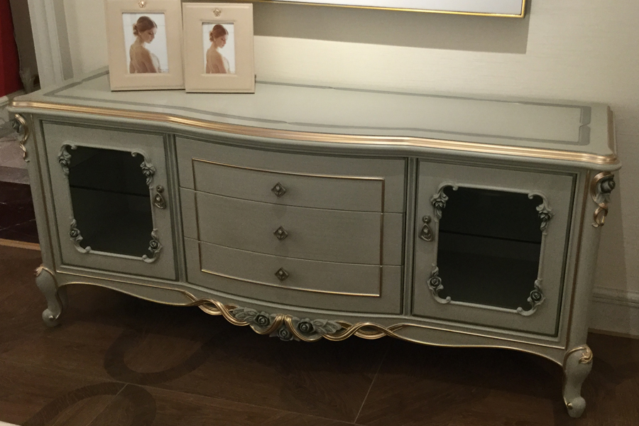 TV cabinet