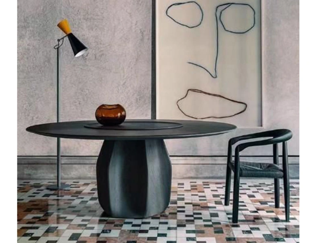 Curved furniture