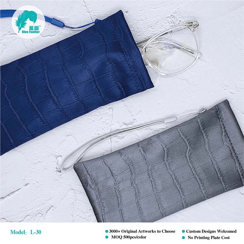 L-30 eyeglasses bag