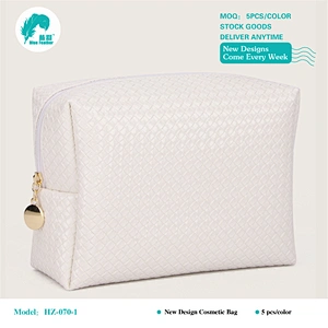 makeup bags, cosmetic bags