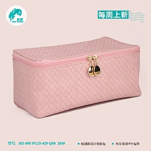 cosmetic bag