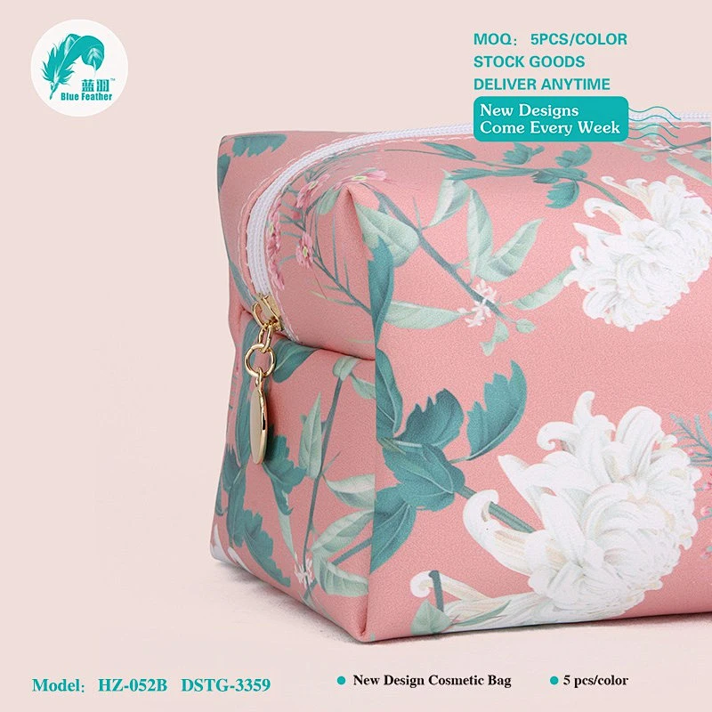 MAKE UP BAGS