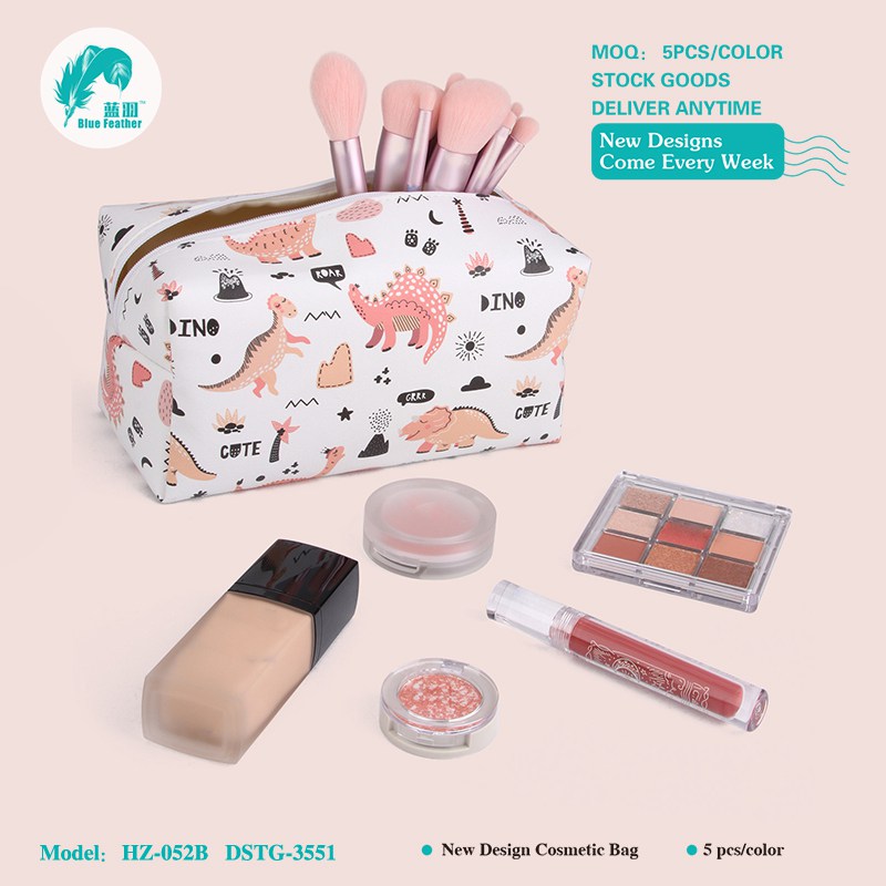 MAKE UP BAGS