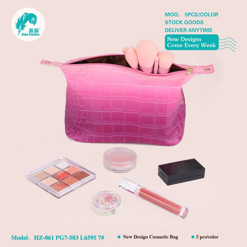 MAKE UP BAGS