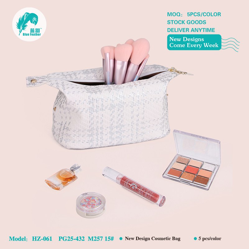 COSMETIC BAGS