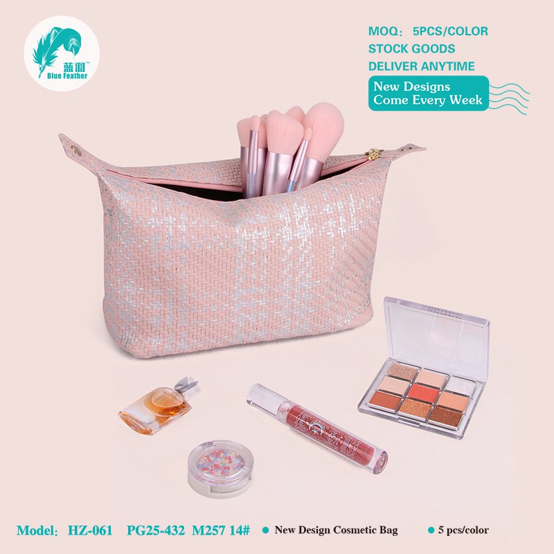 COSMETIC BAGS