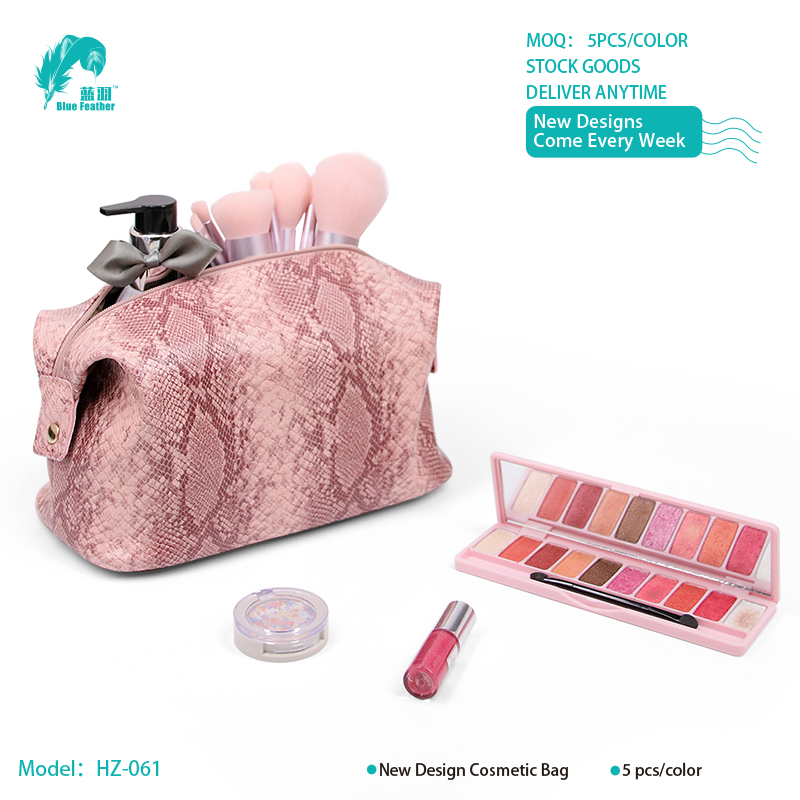 Cosmetic bags