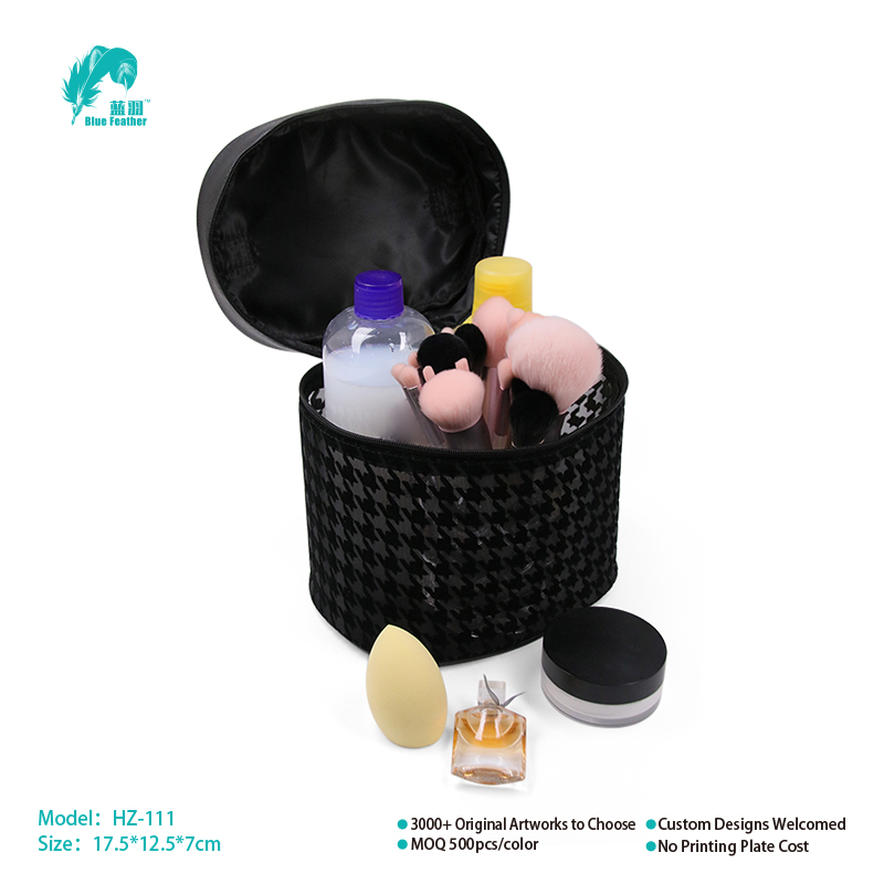 Cosmetic bags
