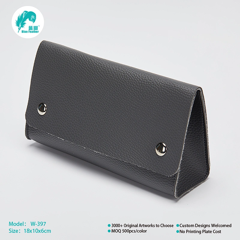 Small pouch