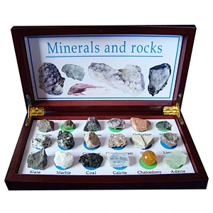 Ensemble d'échantillons de minéraux et de roches de 18