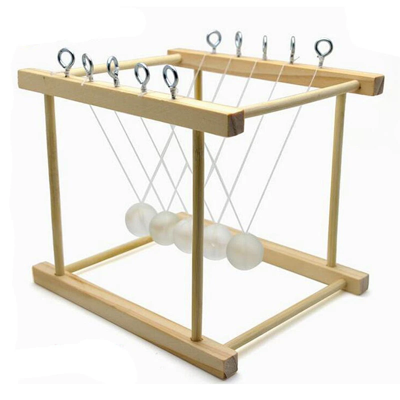 Selbstgebauter Kollisionsball aus Holz