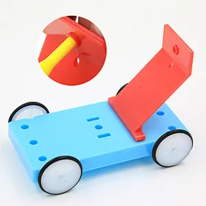 Auto a palloncino fai da te
