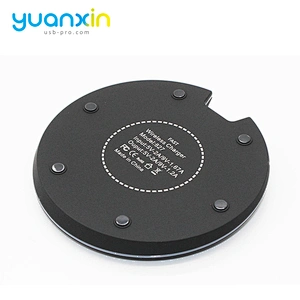 Materia Plastic Color: black and white Wireles output Power 10W power bank