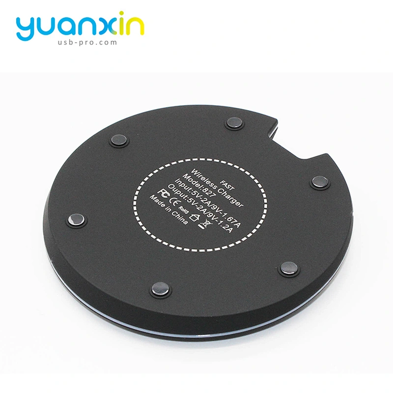 Materia Plastic Color: black and white Wireles output Power 10W power bank