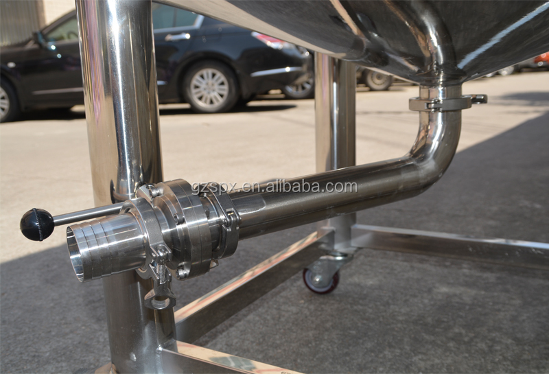 pressure tank (30)