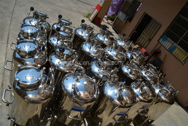 pressure tank (7)