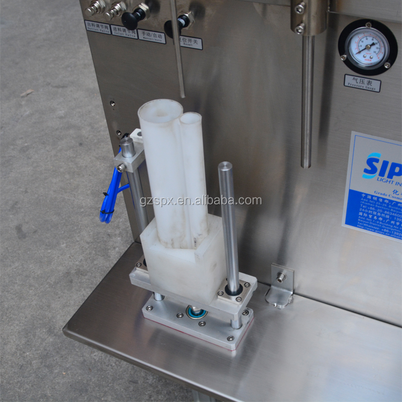 double hoppers filler (26)