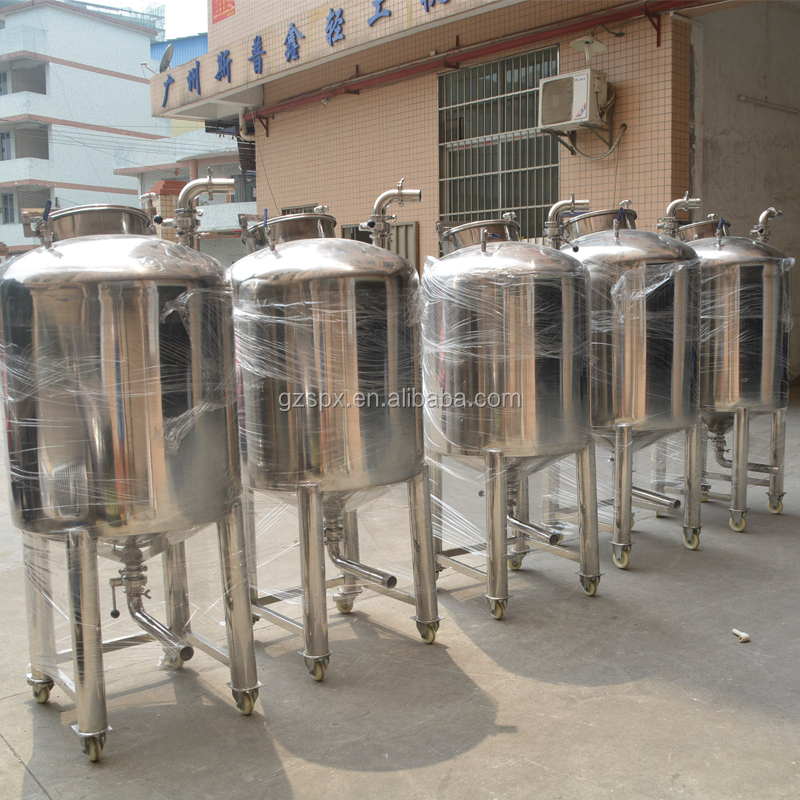 Sterile tank (16)