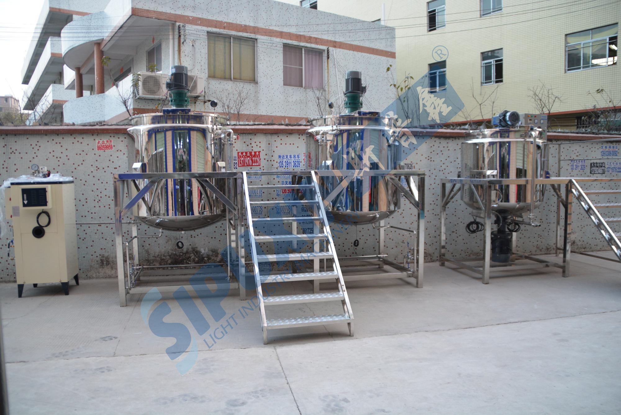 shampoo making tank.jpg