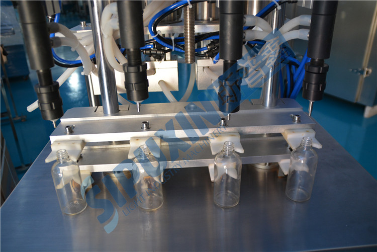 4 nozzles.jpg