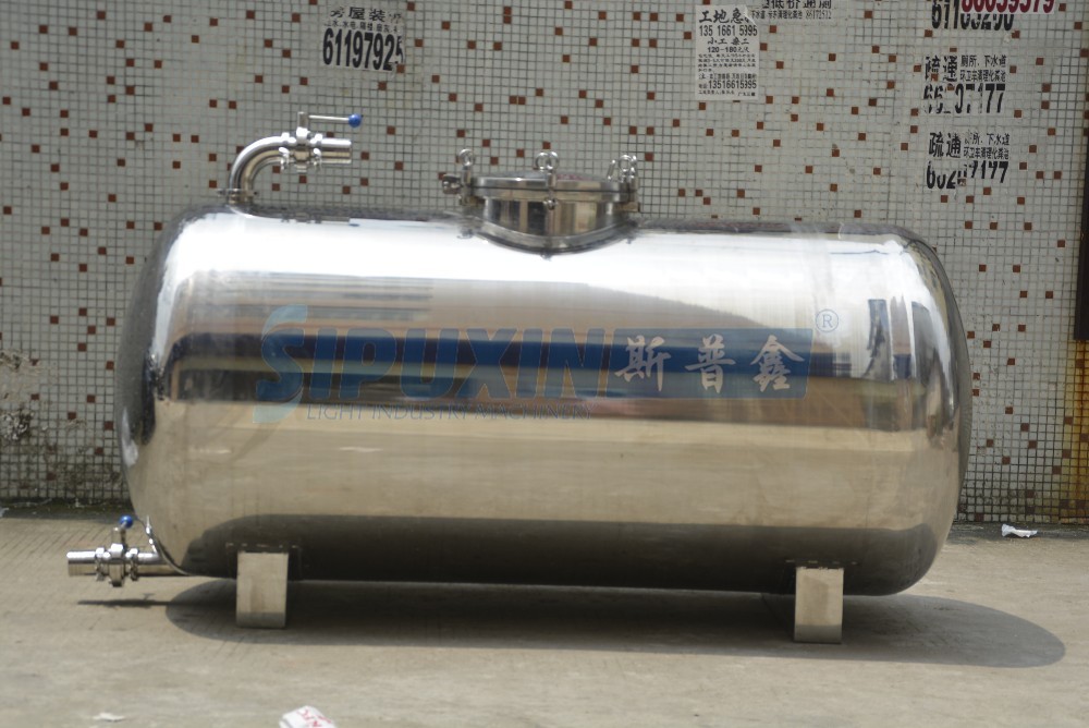 horizontal laying sealed cover storage tank
