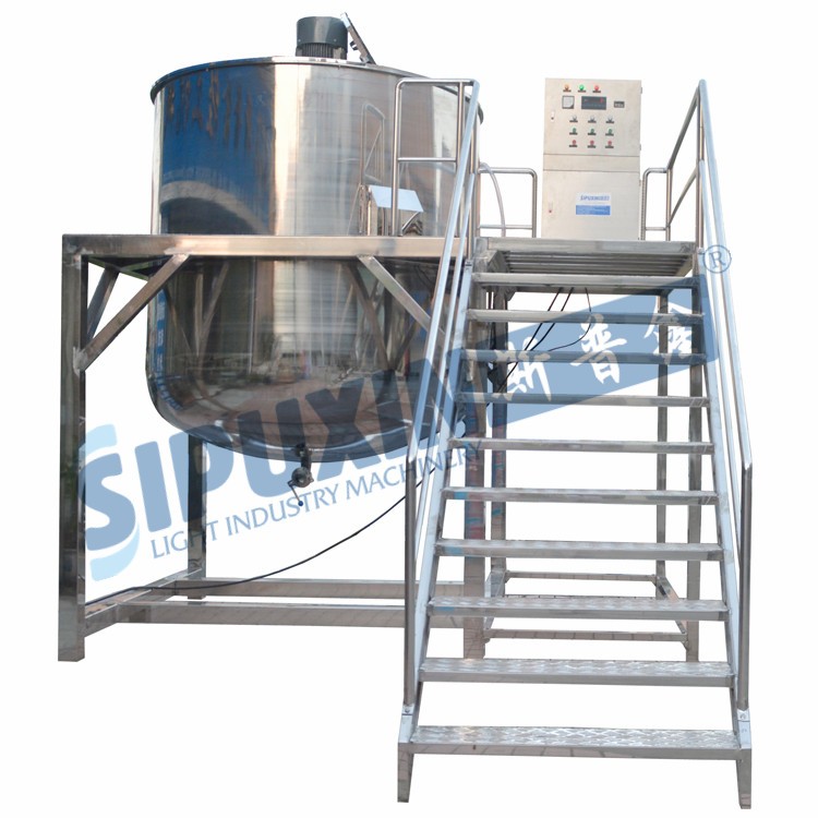Blending tank