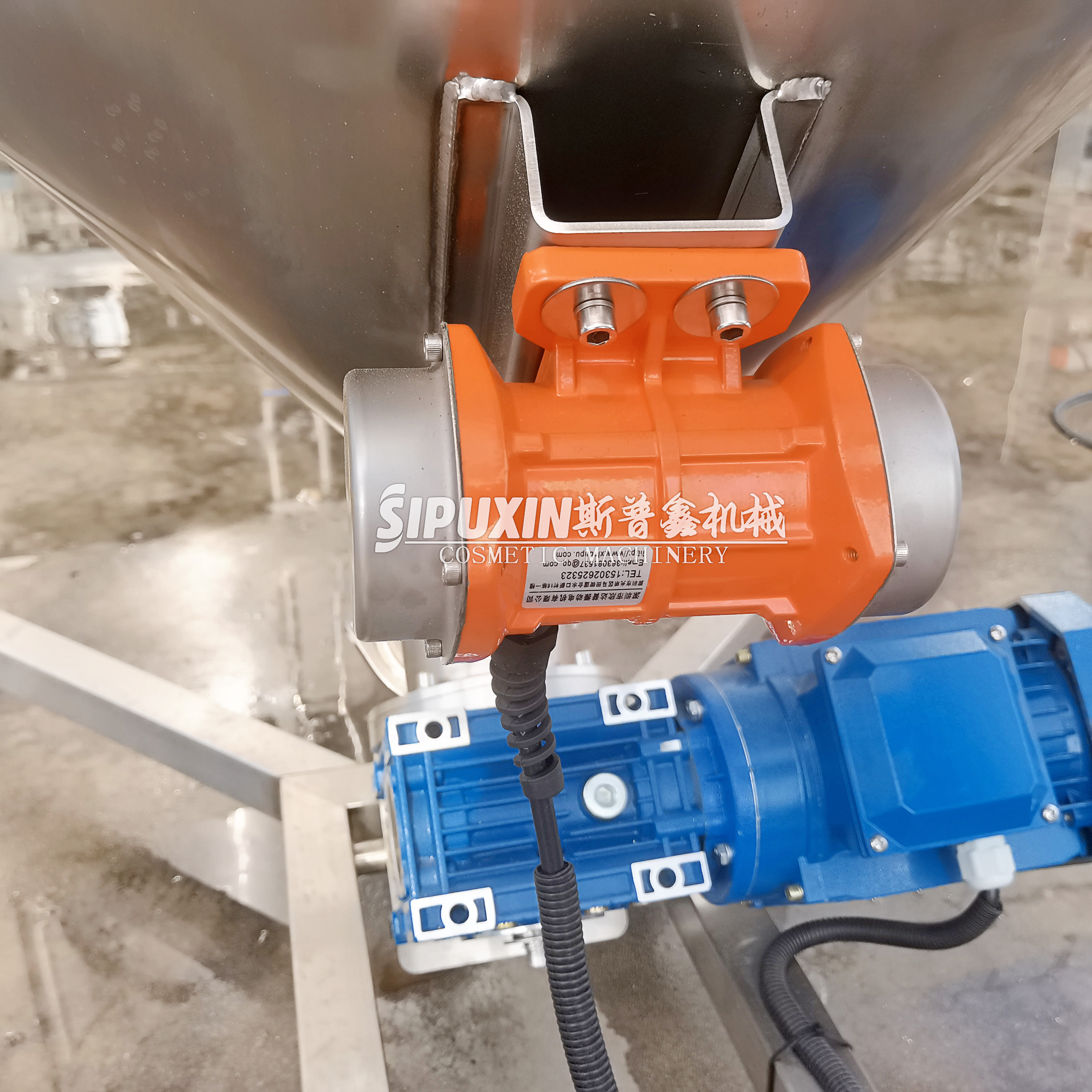 The new product 6T blending mixer is used in liquid detergent and shampoo