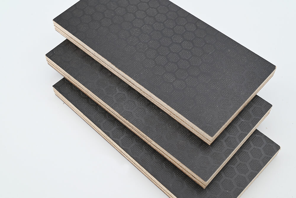 Hexagonal Anti-slip Film Faced Plywood
