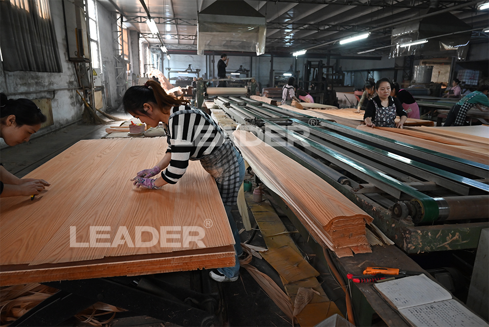 ファンシープライウッド工場